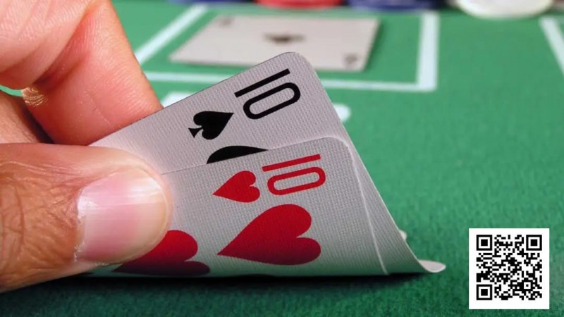 【EV扑克】拿着10-10面对三位松凶对手,你会在翻前全下吗?