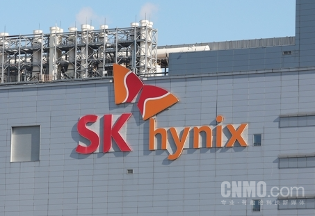 SK海力士 日韩股市集体暴跌 韩国触发熔断 SK海力士跌幅约10%